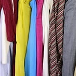 Les fibres synthétiques empoisonnent-elles nos placards ? La vérité sur les microplastiques qu'on respire Les fibres synthétiques empoisonnent elles nos placards La vérité sur les microplastiques qu'on respire