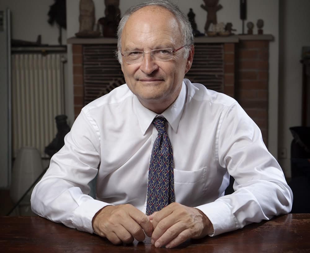 Cancer une approche révolutionnaire simple et non toxique par le Dr Laurent Schwartz