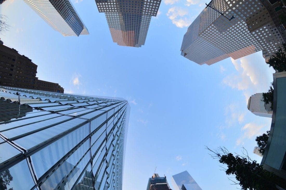 Yann LeCun veut il enterrer les LLM Ce que cache vraiment la guerre entre modèles de langage et modèles du monde