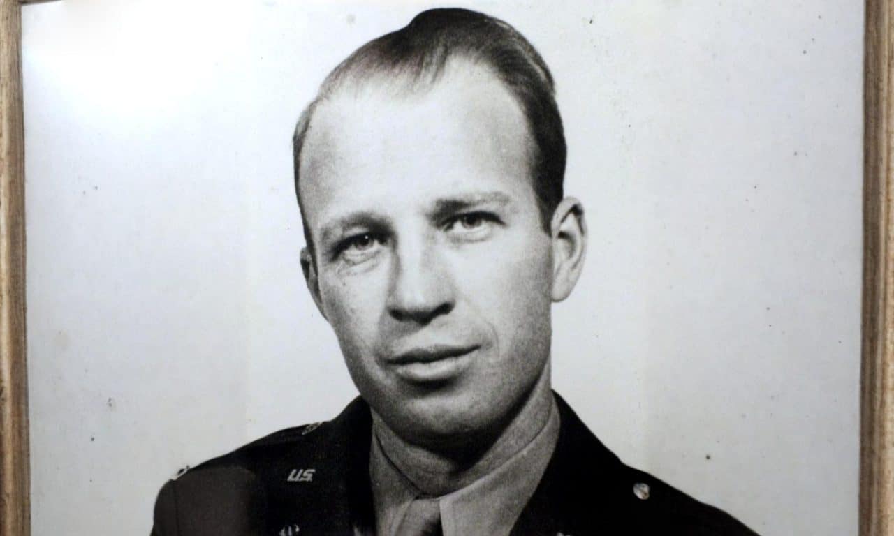 Frank Olson le scientifique tombé d’une fenêtre après une dose de LSD de la CIA (et le fantôme qui hante encore MKULTRA)