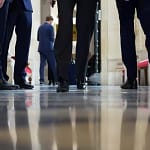 Sexe, drogue et impunité politique: ce que la Macronie préfère cacher sous le tapis Sexe, drogue et impunité politique ce que la Macronie préfère cacher sous le tapis