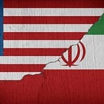 Sanctions, nucléaire, frappes: comment 40 ans de bras de fer Iran–USA nous ont amenés au bord du chaos Sanctions, nucléaire, frappes comment 40 ans de bras de fer Iran–USA nous ont amenés au bord du chaos