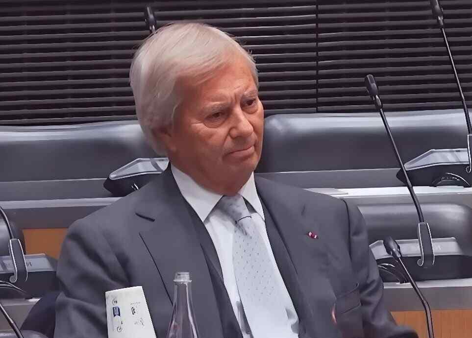 Vincent Bolloré: Le “patron tranquille” qui secoue nos médias – Ce que tu ne vois pas à la télé